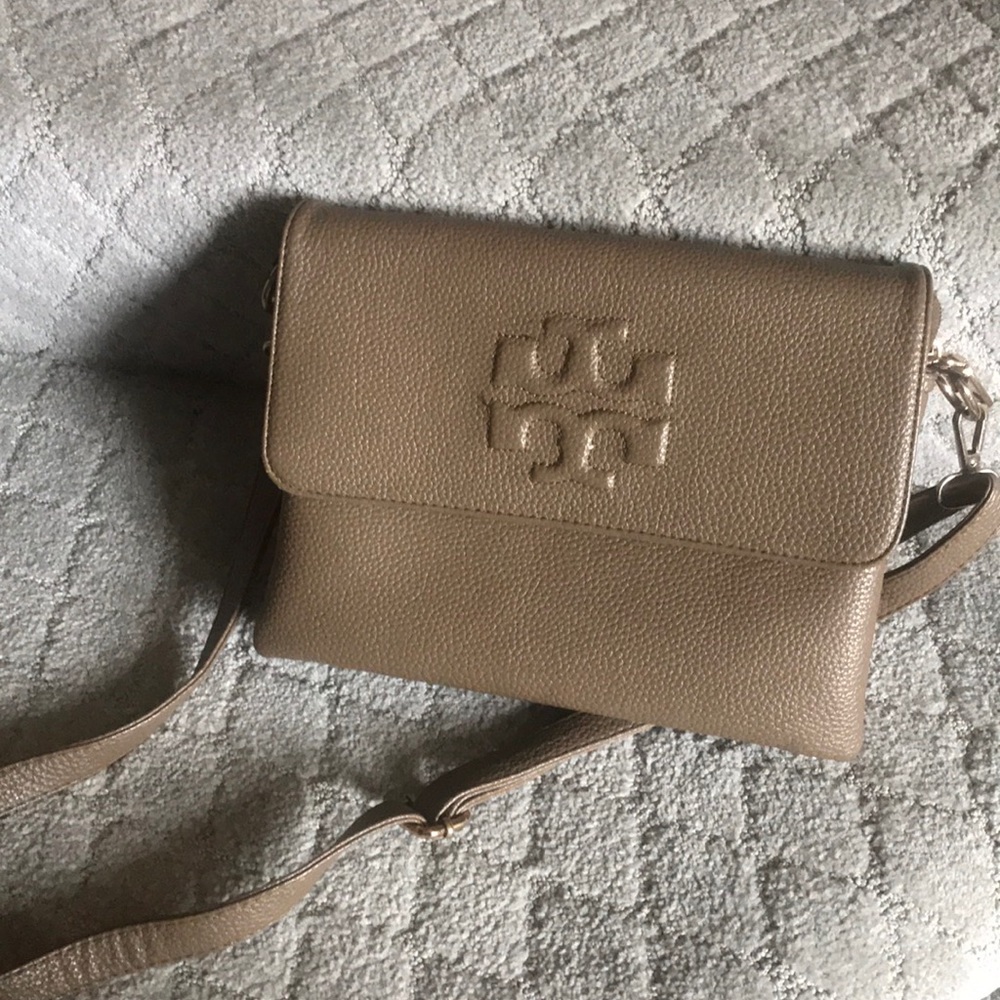 Tory Burch Pebble Leather Bag